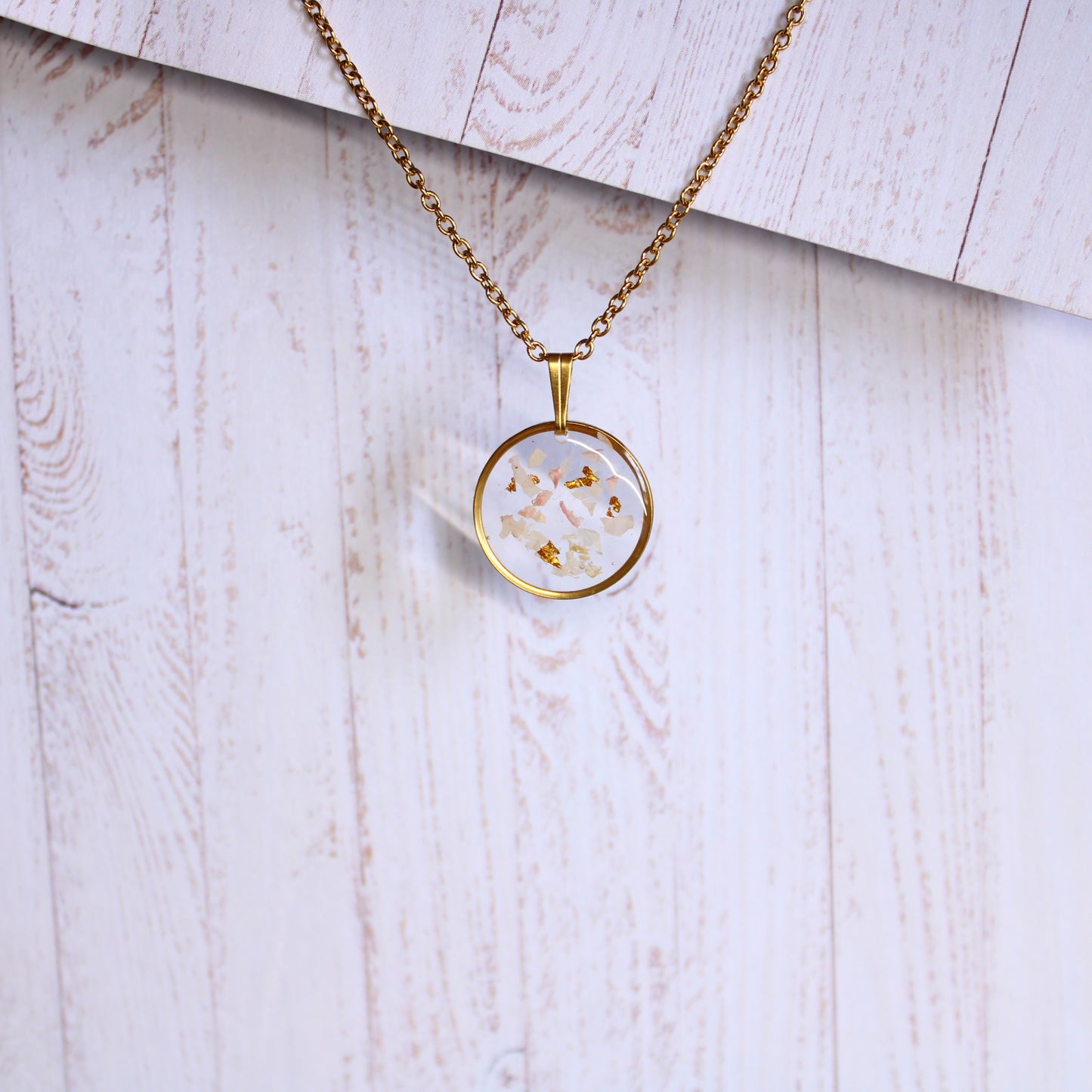 Collier Janvier