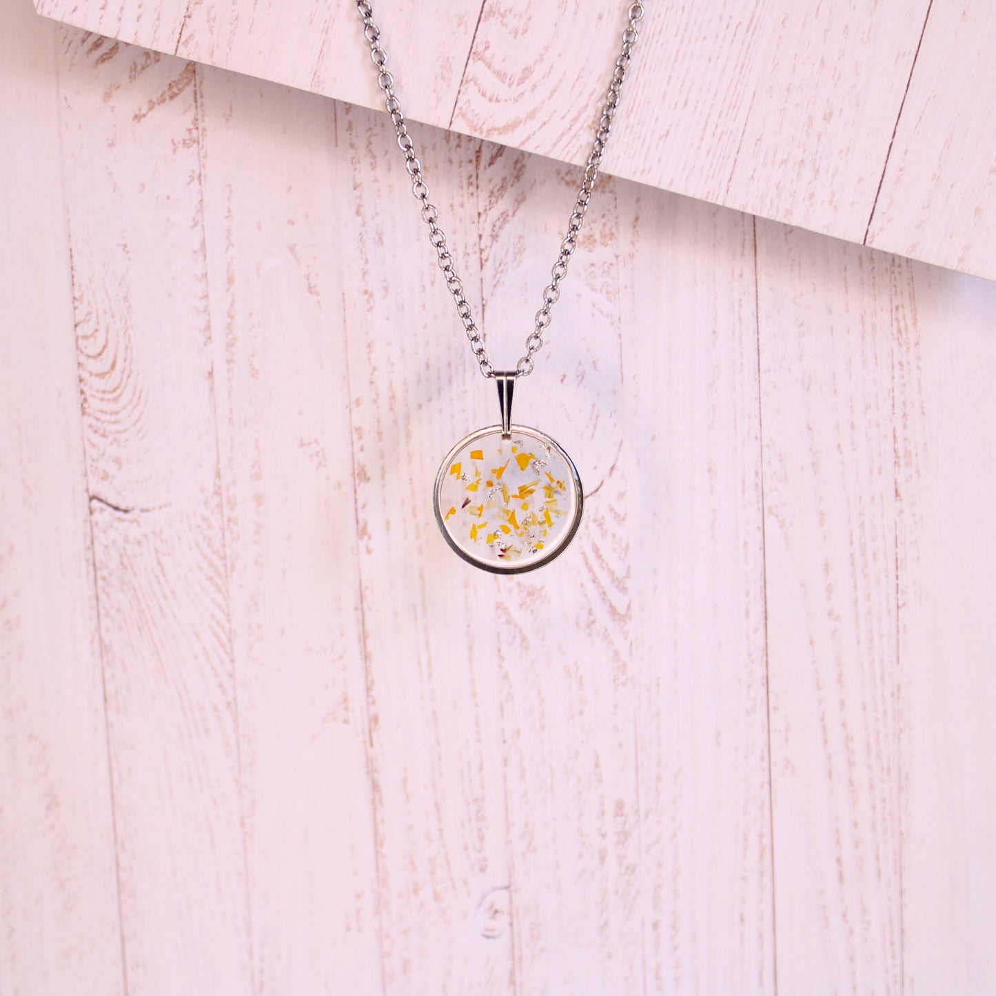 Collier Octobre