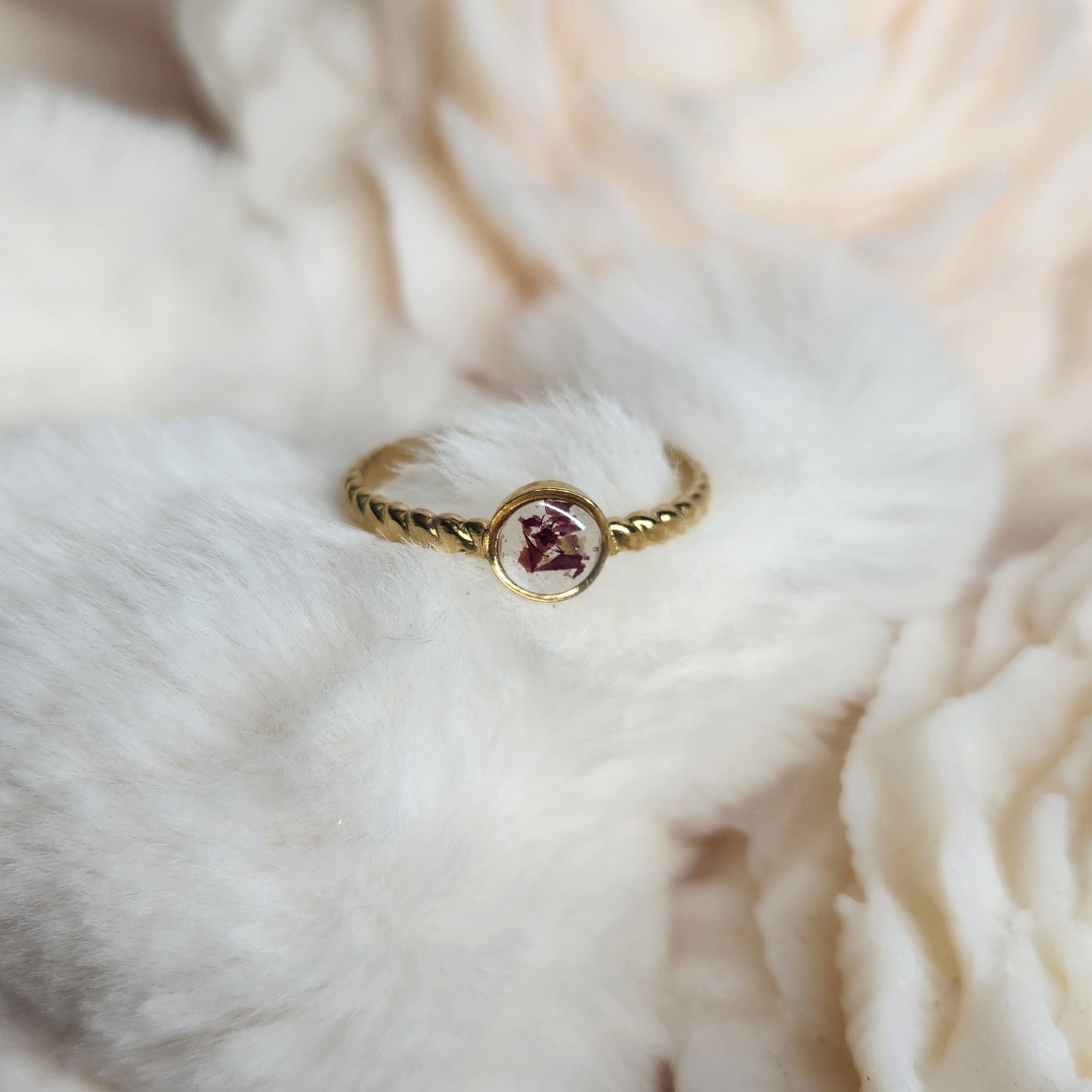Bague fine Aout